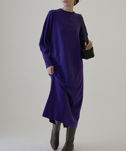 SALON adam et rope'(サロン アダム エ ロペ)の「【雑誌掲載】ボリュームスリーブニットワンピース【洗える】(ワンピース・レディース・ブラック/パープル/キャメル・FREE)」の15枚目の写真