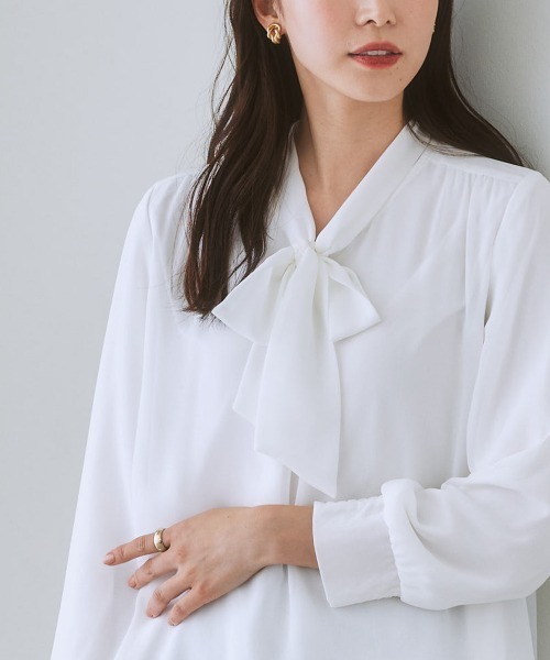 7days Life Styling（セブンデイズライフスタイリング）の「【あったか裏地付】リボンタイブラウス（シャツ/ブラウス・レディース・グレー/ライトベージュ/オフホワイト/ネイビー/パープル系・L/M/S/3L/LL）」の7枚目の写真