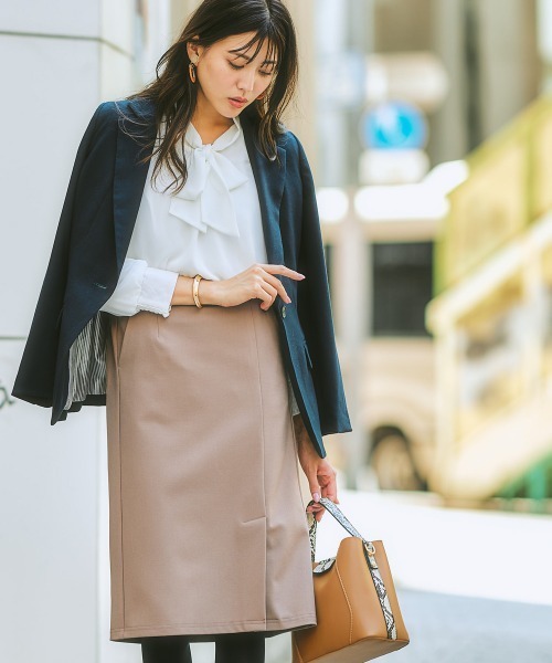 7days Life Styling（セブンデイズライフスタイリング）の「【あったか裏地付】リボンタイブラウス（シャツ/ブラウス・レディース・グレー/ライトベージュ/オフホワイト/ネイビー/パープル系・L/M/S/3L/LL）」の12枚目の写真