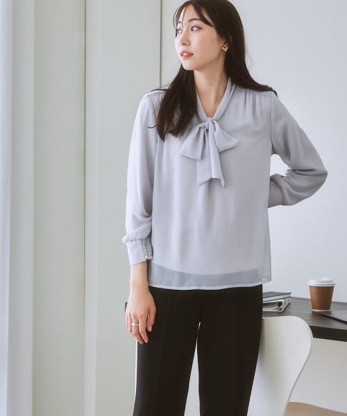 7days Life Styling（セブンデイズライフスタイリング）の「【あったか裏地付】リボンタイブラウス（シャツ/ブラウス・レディース・グレー/ライトベージュ/オフホワイト/ネイビー/パープル系・L/M/S/3L/LL）」の16枚目の写真