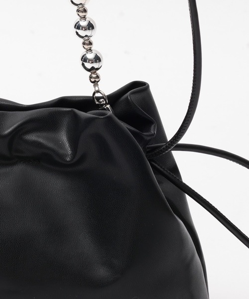 LOWRYS FARM（ローリーズファーム）の「ボールチェーンキンチャクバック　987398（ショルダーバッグ・レディース・ブラック/シルバー・FREE）」の20枚目の写真