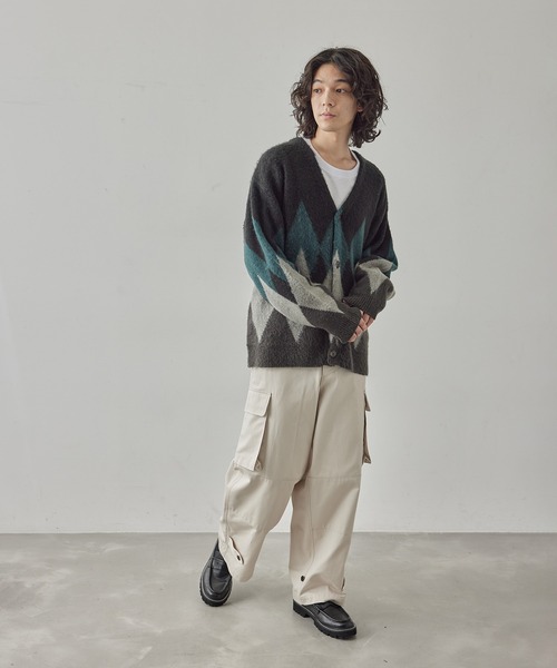 j.n.r.d(ジェー・エヌ・アール・ディー)の「j.n.r.d/アーガイルシャギーカーディガン(カーディガン/ボレロ・メンズ・ブラック/グレー/ベージュ・L/M)」の15枚目の写真