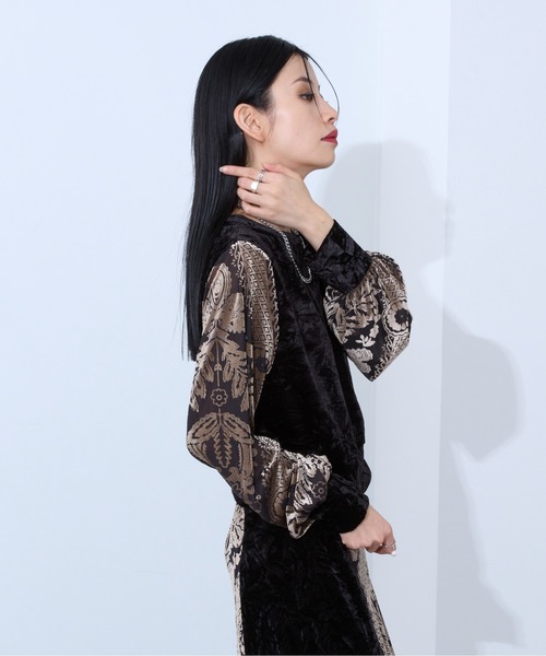 Ellno de Mavie(エルノデメヴィ)の「クラッシュベロアキリカエトップス/SET UP対応(Tシャツ/カットソー・レディース・ブラック/ボルドー・FREE)」の20枚目の写真
