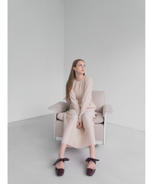 Cla STEllaR(クラステラ)の「プリーツ ロング ドレス 長袖 ワンピース(ワンピース・レディース・ブラック/ライトベージュ/ブラウン・S/M)」の13枚目の写真