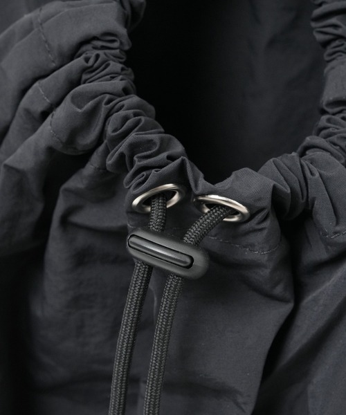 WEGO(ウィゴー)の「WEGO/ドロストデザインリュック(バックパック/リュック・レディース・ブラック/アイボリー/ライトグレー・FREE)」の9枚目の写真