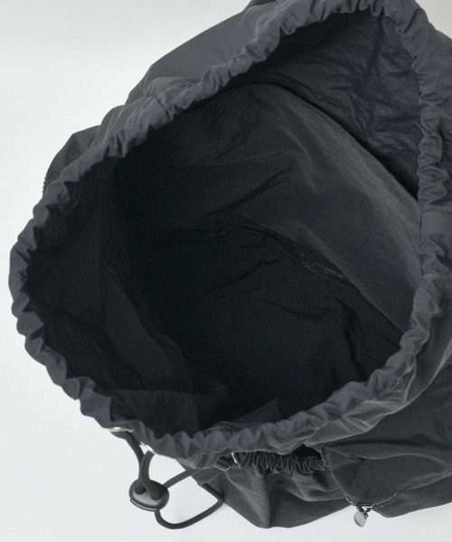 WEGO(ウィゴー)の「WEGO/ドロストデザインリュック(バックパック/リュック・レディース・ブラック/アイボリー/ライトグレー・FREE)」の10枚目の写真