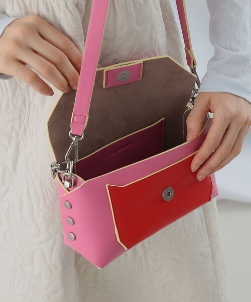 Ray BEAMS（レイビームス）の「Ray BEAMS / チェーン スクエア バッグ（ショルダーバッグ・レディース・ブラック/ピンク・ONE SIZE）」の20枚目の写真