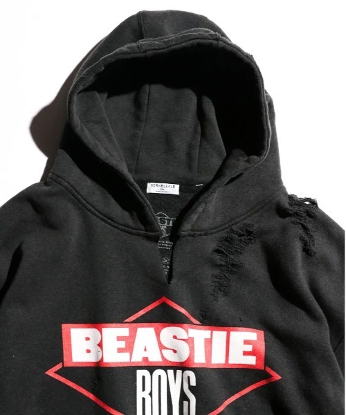 2AM(ツーエイエム)の「THRIFTY LOOK スリフティルック / WORN-OUT BAND HOODIE BEASTIE BOYS(パーカー・メンズ・チャコールグレー/ブラック系1・X-LARGE/XX-LARGE)」の4枚目の写真