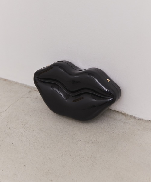 manana suerte(マニャーナスエルテ)の「LIPモチーフショルダーBAG(ショルダーバッグ・レディース・シルバー/ブラック/レッド・FREE)」の11枚目の写真