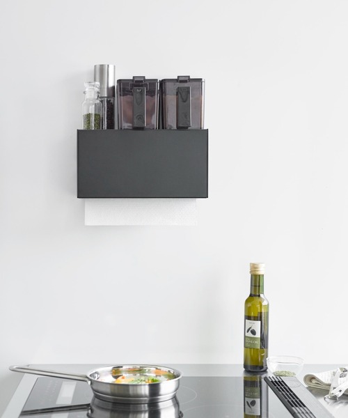 tower（タワー）の「tower(タワー) マグネットトレー付きペーパータオルディスペンサー（キッチン収納・レディース・ホワイト/ブラック・ONE SIZE）」の7枚目の写真