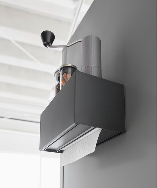 tower（タワー）の「tower(タワー) マグネットトレー付きペーパータオルディスペンサー（キッチン収納・レディース・ホワイト/ブラック・ONE SIZE）」の10枚目の写真