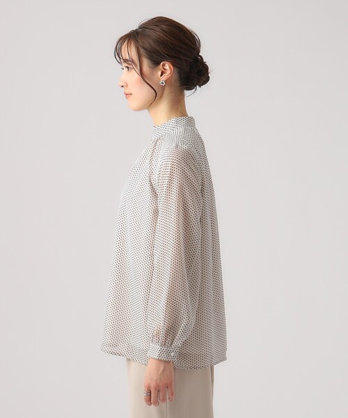 DRESKIP（ドレスキップ）の「◆【無理せずキレイ/イージーケア】上品なシアー感 アソート幾何柄 ハイネックブラウス（シャツ/ブラウス・レディース・ライトグリーン/アイボリー/ブラック系/ホワイト系3・02/03/04）」の22枚目の写真