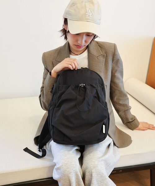 ギャザー入りナイロンリュック（バックパック/リュック）｜COLDE