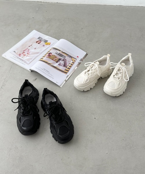 CLEA(クレア)の「厚底ダッドシューズ/スニーカー(スニーカー・レディース・ブラック/アイボリー・24.5cm/23.5cm)」の17枚目の写真