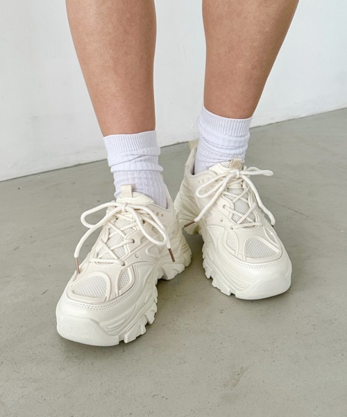 CLEA(クレア)の「厚底ダッドシューズ/スニーカー(スニーカー・レディース・ブラック/アイボリー・24.5cm/23.5cm)」の14枚目の写真