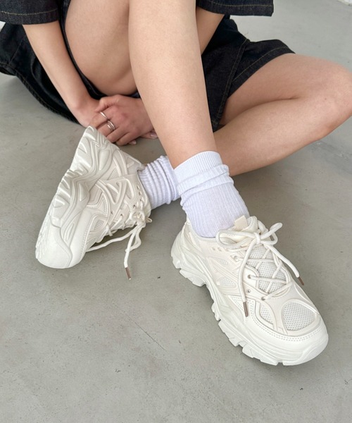CLEA(クレア)の「厚底ダッドシューズ/スニーカー(スニーカー・レディース・ブラック/アイボリー・24.5cm/23.5cm)」の13枚目の写真