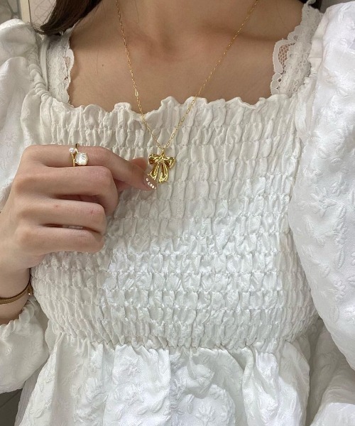 flower(フラワー)の「エターナルリボンネックレス(ネックレス・レディース・ゴールド・FREE)」の9枚目の写真