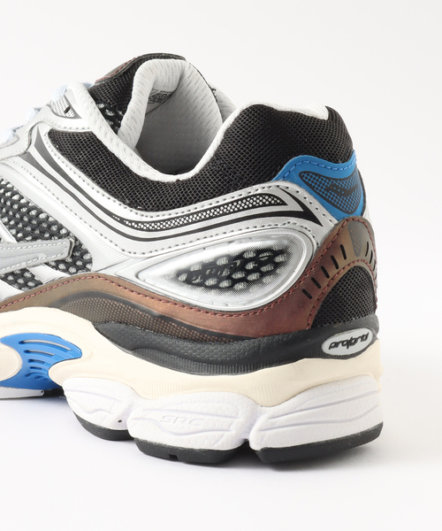 Saucony(サッカニー)の「SAUCONY / サッカニー DISRUPT PROGRID OMNI 9 S70809-1(スニーカー・メンズ・ブラウン・26cm/26.5cm/27cm/27.5cm/28cm)」の5枚目の写真