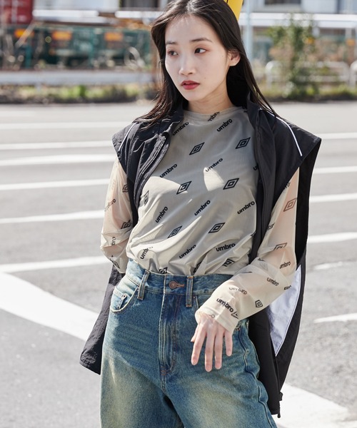 UMBRO(アンブロ)の「∴WEGO/別注UMBROロゴシアーロンT(Tシャツ/カットソー・レディース・ベージュ/ブラック・FREE)」の14枚目の写真