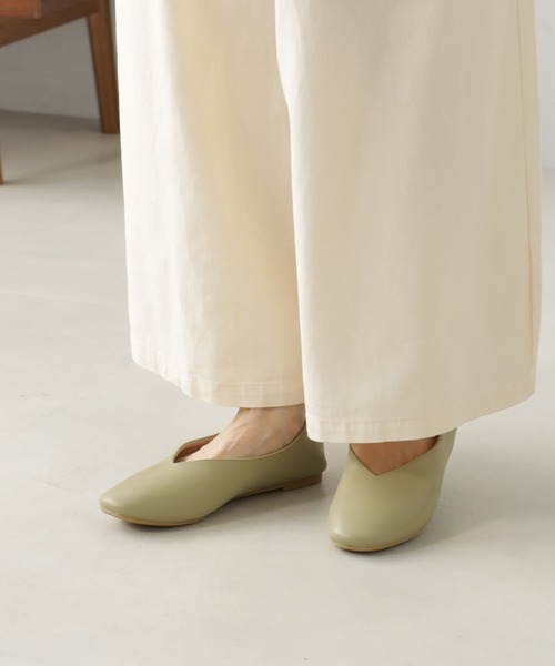 FOUND GOOD(ファウンドグッド)の「フラットパンプス(パンプス・レディース・グリーン系2/グレー系2/アイボリー/オレンジ系5/ベージュ/ブラック・XL/L/M/S)」の5枚目の写真