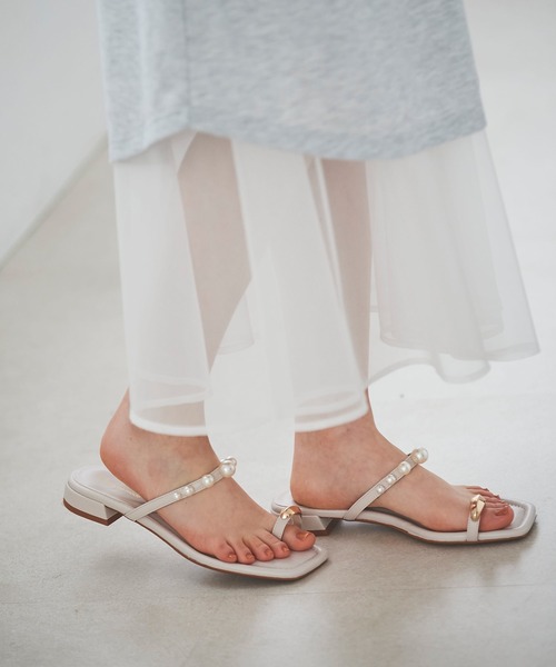 31 Sons de mode(トランテアン ソン ドゥ モード)の「パールトングサンダル(パンプス・レディース・ピンク/ブラック/クリーム・S/M/L)」の14枚目の写真