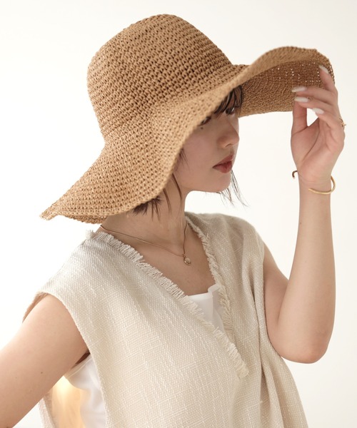 Little＆More（リトルアンドモア）の「麦わら帽子 つば広 ワイヤー入り（ハット・レディース・ベージュ/カーキ/ブラック・FREE）」の10枚目の写真