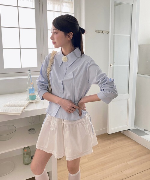by muni:r(バイ ムニール)の「2wayミニローズネックレス(ネックレス・レディース・ブラック/アイボリー・ONE SIZE)」の3枚目の写真