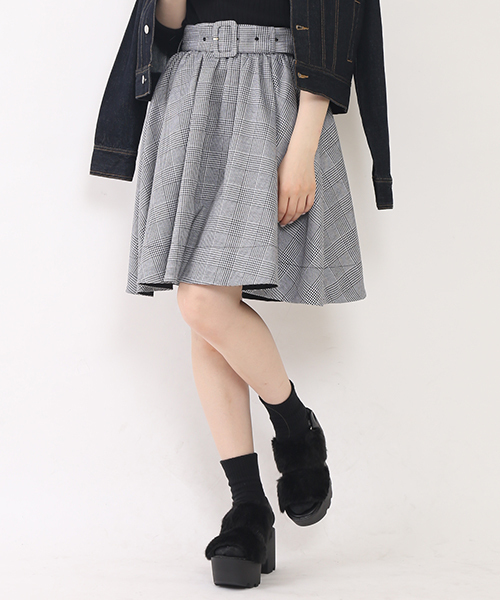 one after another NICE CLAUP(ワンアフターアナザーナイスクラップ)の「【ナイスクラップ】ベルト付ギャザースカート(スカート・レディース・カーキ/アイボリー/キャメル/ネイビー/チェック・FREE)」の5枚目の写真