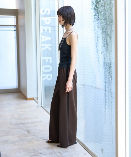 MILLER（ミラー）の「【Robert P.Miller/ロバートピーミラー】Prib Cup Cami パット付きキャミ（キャミソール・レディース・ブラック/アイボリー・フリー）」の12枚目の写真