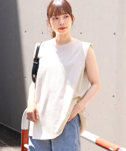 tiptop（ティップトップ）の「ピグメント加工タックノースリーブカットソー（タンクトップ・レディース・サックスブルー/ブラック系その他/アイボリー・FREE）」の21枚目の写真