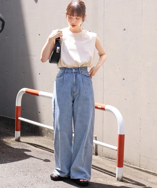 tiptop（ティップトップ）の「ピグメント加工タックノースリーブカットソー（タンクトップ・レディース・サックスブルー/ブラック系その他/アイボリー・FREE）」の15枚目の写真