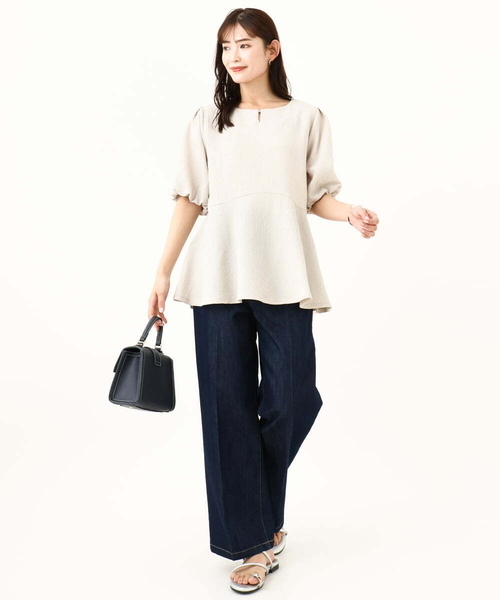 a.v.v(アーヴェヴェ)の「【イージーケア】ペプラムトップス(Tシャツ/カットソー・レディース・ブラック/グレー系その他/ホワイト・34/36/38/40/42)」の19枚目の写真