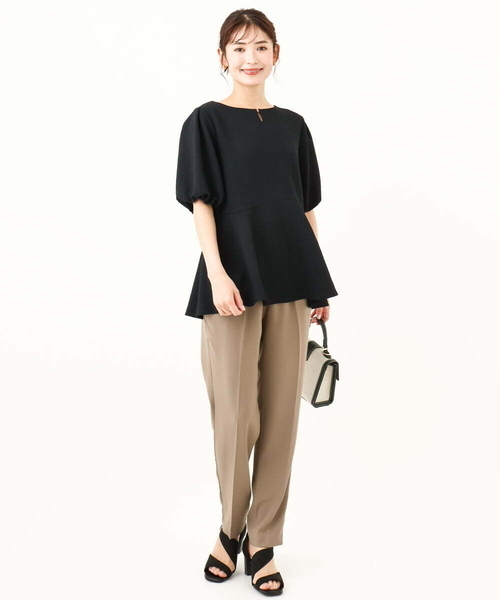 a.v.v(アーヴェヴェ)の「【イージーケア】ペプラムトップス(Tシャツ/カットソー・レディース・ブラック/グレー系その他/ホワイト・34/36/38/40/42)」の12枚目の写真