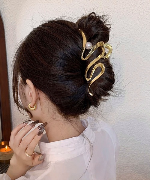 【数々のアワードを受賞】 セール】メタルバンスウェーブデザインヘアクリップ（長さ14cm ヘアアクセサリー