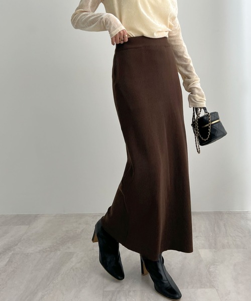 Futier land（フューティアランド）の「ポケット付きリブロングナロースカート（スカート・レディース・ブラック/ブルー/グレー/オレンジ/チャコールグレー/グリーン/アイボリー/ブラウン/グリーン系その他・LARGE/MEDIUM/M(ミディアム丈)）」の4枚目の写真