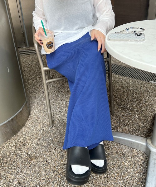 Futier land（フューティアランド）の「ポケット付きリブロングナロースカート（スカート・レディース・ブラック/ブルー/グレー/オレンジ/チャコールグレー/グリーン/アイボリー/ブラウン/グリーン系その他・LARGE/MEDIUM/M(ミディアム丈)）」の19枚目の写真