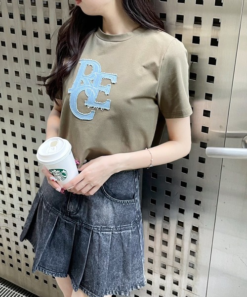 clear（クリア）の「デニムロゴＴシャツ [着回し力抜群 大人 カジュアル]≪再入荷≫（Tシャツ/カットソー・レディース・カーキ/オフホワイト/ブラック・F）」の3枚目の写真