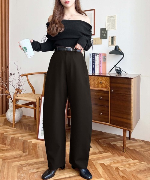 moment+（モーメントプラス）の「厚手TPUカットジョーゼットスラックス