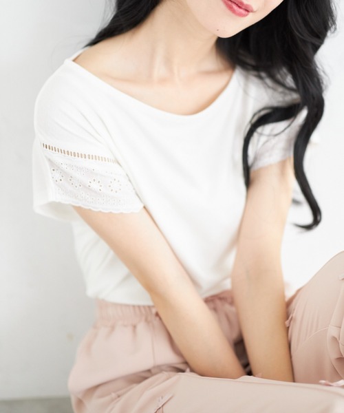 tocco closet(トッコ クローゼット)の「【ZOZO限定】レーススリーブノースリーブカットソー(Tシャツ/カットソー・レディース・レッド/カーキ/ブラック/オフホワイト・M)」の2枚目の写真