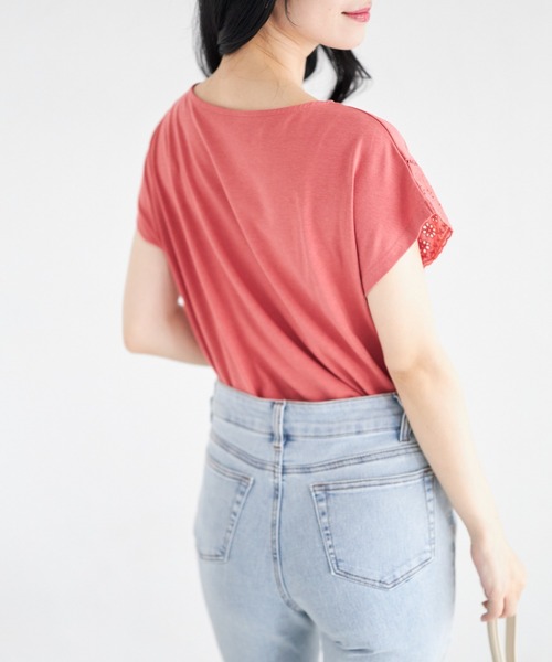tocco closet(トッコ クローゼット)の「【ZOZO限定】レーススリーブノースリーブカットソー(Tシャツ/カットソー・レディース・レッド/カーキ/ブラック/オフホワイト・M)」の17枚目の写真