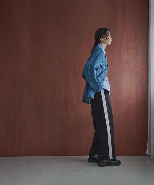 UMBRO（アンブロ）の「UMBRO（アンブロ）別注トラックパンツ（その他パンツ・レディース・ブラック/ダークグリーン/ネイビー・M/L）」の12枚目の写真