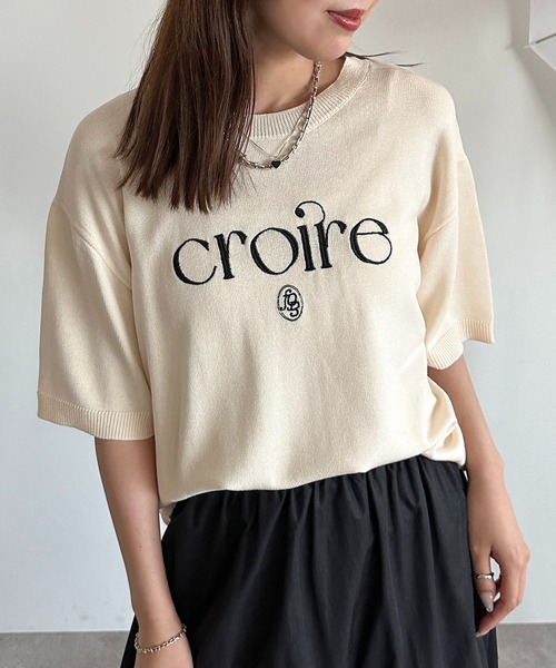 apres jour mignon(アプレジュールミニョン)の「ロゴ刺繍ニット【ZOZOTOWN限定アイテム】(ニット/セーター・レディース・レッド/アイボリー/ブラック・フリー/X-LARGE)」の1枚目の写真