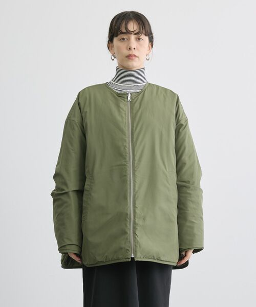 AMERICAN HOLIC（アメリカンホリック）の「軽ポカリバーシブルキルティングコート（ノーカラージャケット・レディース・アイボリー/カーキ/ブラック・L/M）」の19枚目の写真