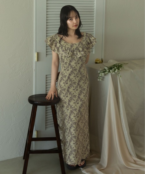 fupel(フぺル)の「Multiway flower ruffle onepiece /マルチウェイ花柄フリルワンピース(ワンピース・レディース・ベージュ/アイボリー/ブラック・FREE)」の10枚目の写真