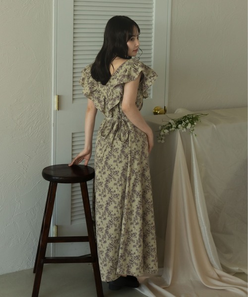 fupel(フぺル)の「Multiway flower ruffle onepiece /マルチウェイ花柄フリルワンピース(ワンピース・レディース・ベージュ/アイボリー/ブラック・FREE)」の11枚目の写真