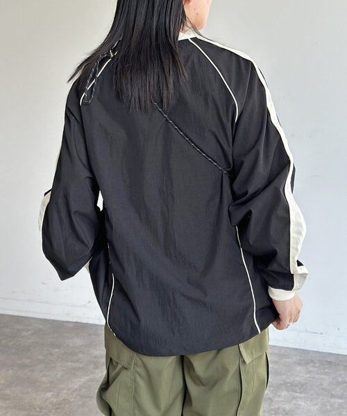 CPCM(シーピーシーエム)の「ナイロンユニフォーム長袖プルオーバー(シャツ/ブラウス・レディース・ブラック/アイボリー/ネイビー・LARGE/MEDIUM)」の20枚目の写真