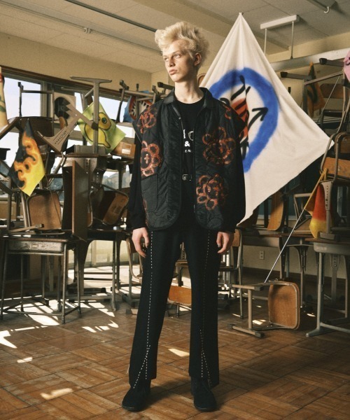 amok（アモク）の「amok /アモク/GUERNIKA QUILTING BLOUSON（ブルゾン