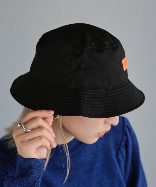 UNIVERSAL OVERALL（ユニバーサルオーバーオール）の「【ユニセックス】UNIVERSAL OVERALL  T/Cツイルバケットハット（ハット・メンズ・アイボリー/ブラック・ONE SIZE）」の10枚目の写真
