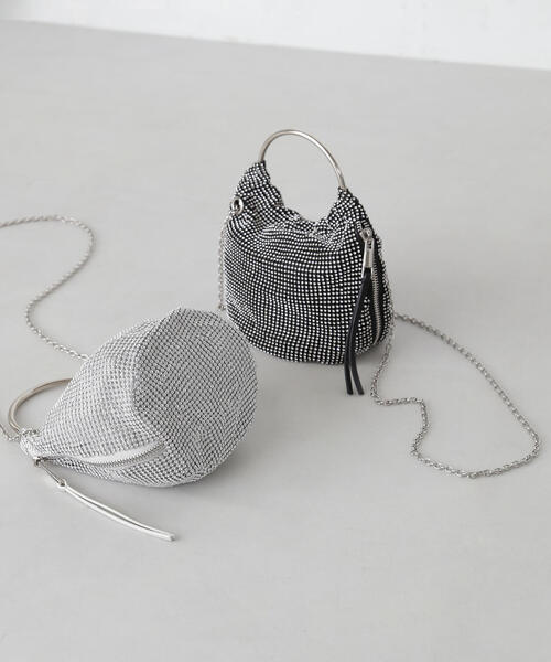 NATURAL BEAUTY BASIC（ナチュラルビューティーベーシック）の「◇【美人百花掲載】キラキラリングハンドルバッグ（ハンドバッグ・レディース・ブラック/シルバー・ﾌﾘ-）」の3枚目の写真