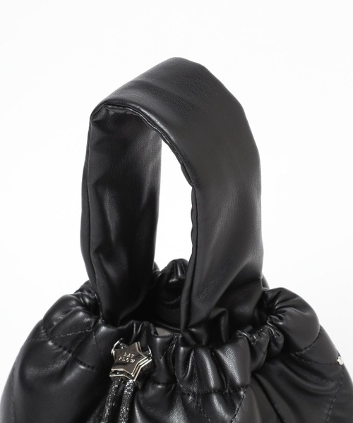 BAYFLOW（ベイフロー）の「[500mlペットボトルも入る]スタッズリボン巾着（ショルダーバッグ・レディース・ブラック/シルバー・FREE）」の16枚目の写真